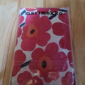 King pillowcase set.